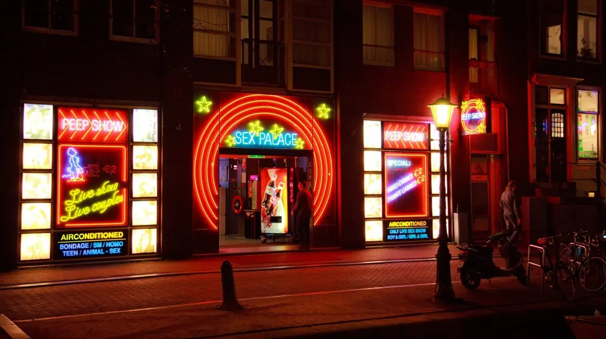 Red Light District-Nightlife and Entertainment