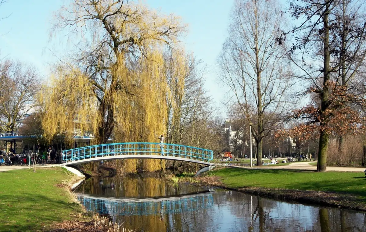 Vondelpark Amsterdam footbridges, quiet paths Vondelpark Amsterdam footbridges, quiet paths