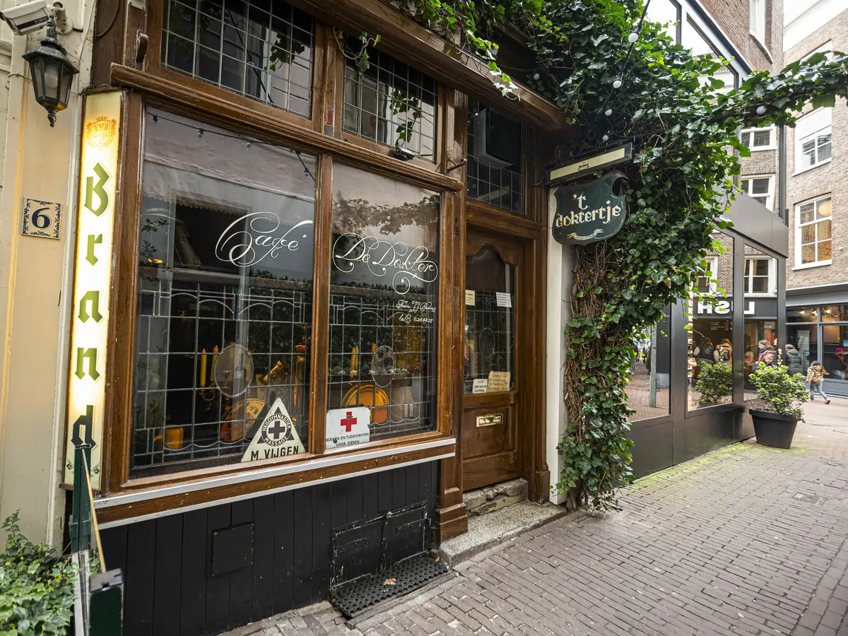 Café De Dokter Café De Dokter