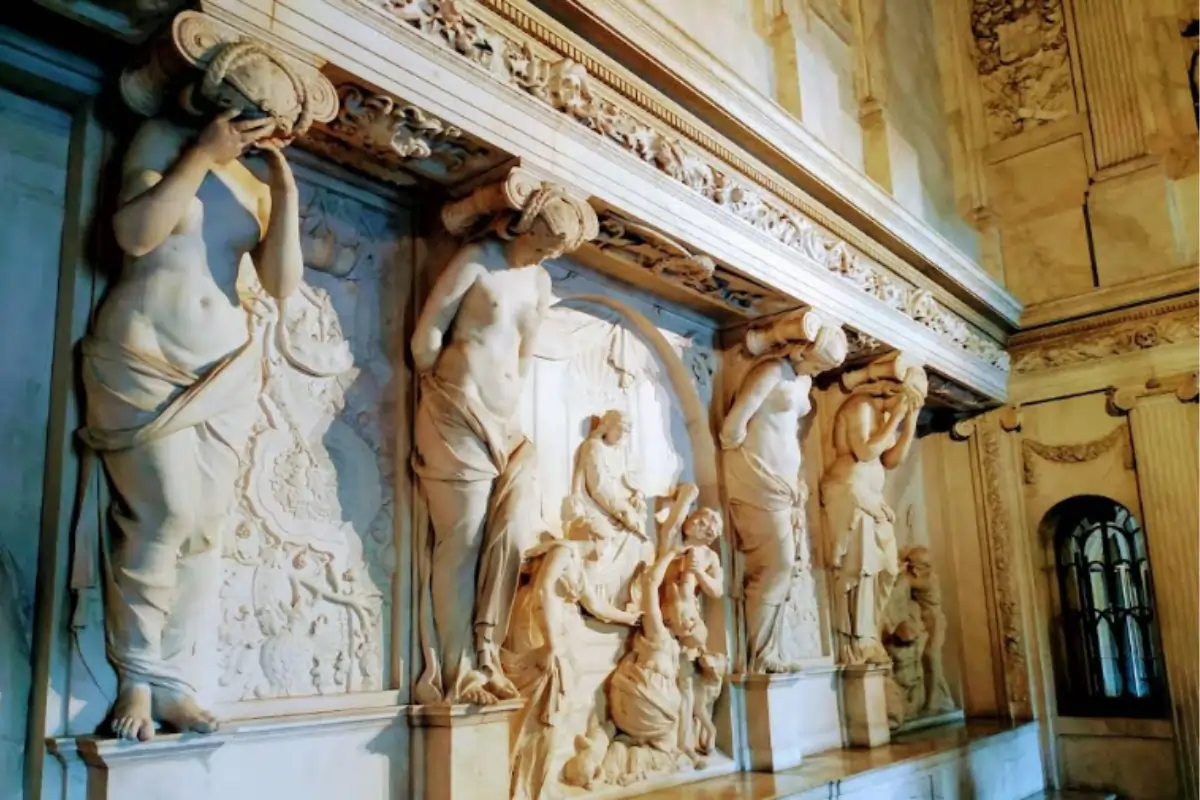 Interior Treasures-a rich collection of sculptures