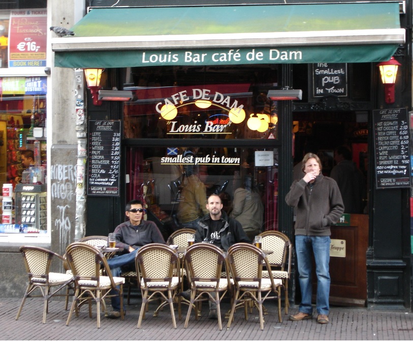 Smallest bar in Amsterdam