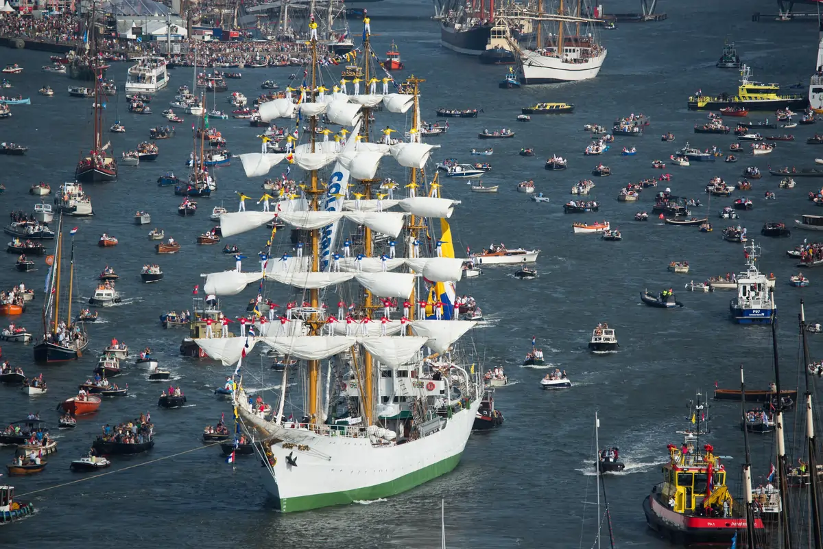 SAIL Amsterdam-Famous Canal Parade