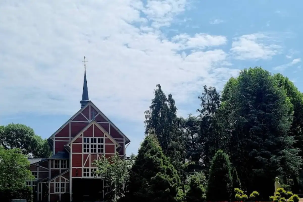 Sint Barbara Cemetery Amsterdam