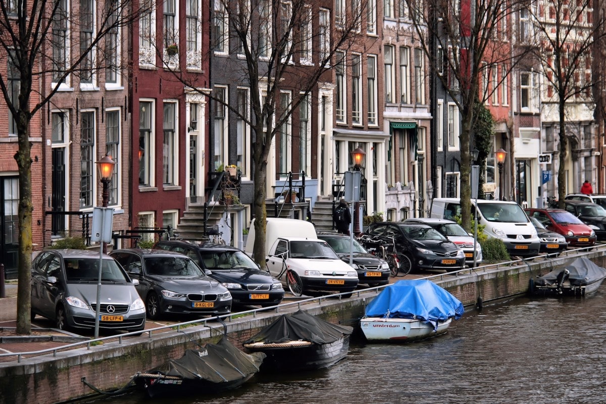 Free Parking in Amsterdam