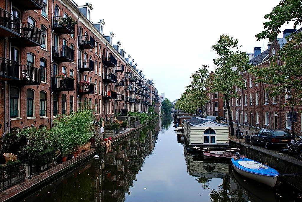 Brouwersgracht Canal with Houseboats