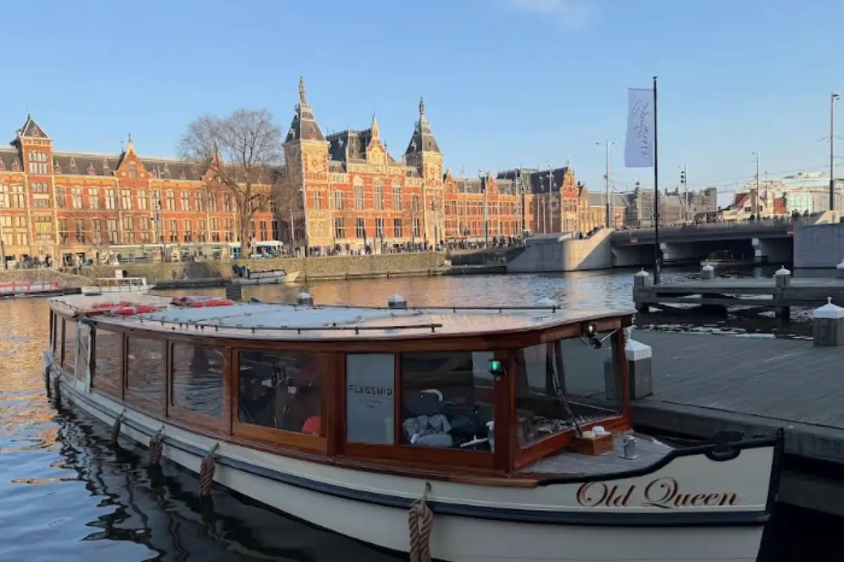 Canal Cruise Amsterdam