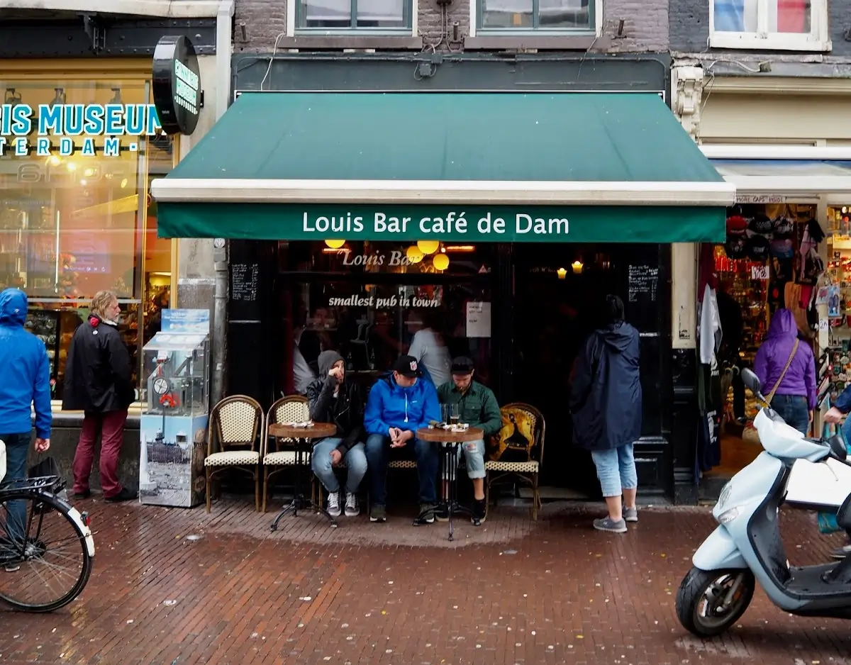 Louis Bar Cafe De Dam-Smallest Pub in Town Louis Bar Cafe De Dam-Smallest Pub in Town